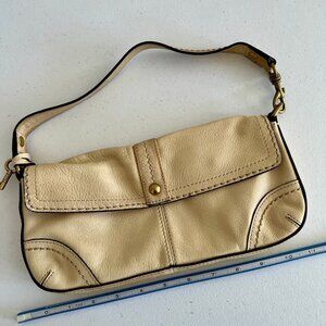Fossil Cream Leather Convertible Shoulder Bag / Clutch